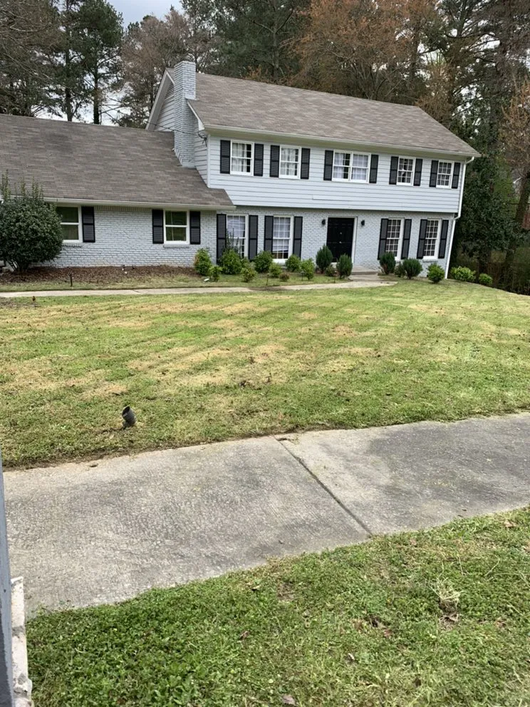 Trusted yard maintenance for year-round maintenance in Decatur, GA by Limitless Xpressions