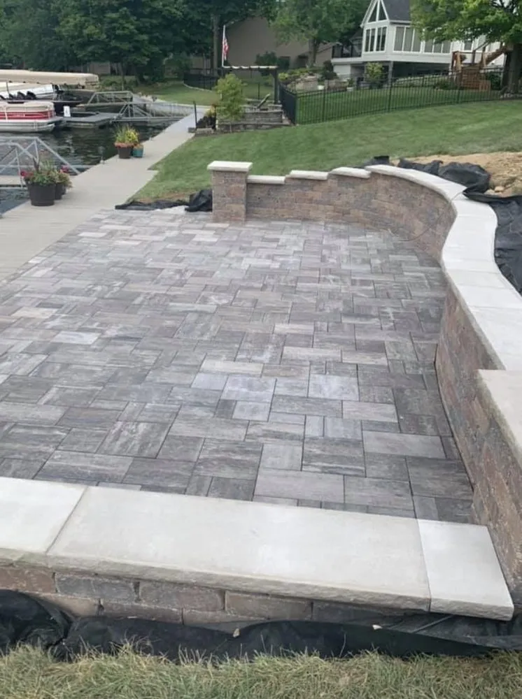 Reliable landscaping services in Anderson, IN - Limon Green-Tree Landscaping