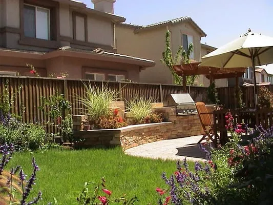 Limon Landscape Logo