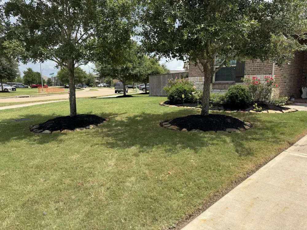 Professional garden landscaping experts serving Rosenberg, TX - Limpert TexScapes