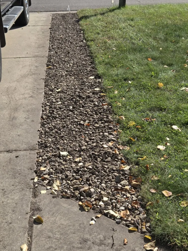 Trusted garden landscaping for outdoor upgrades in Minneapolis, MN by Limpio