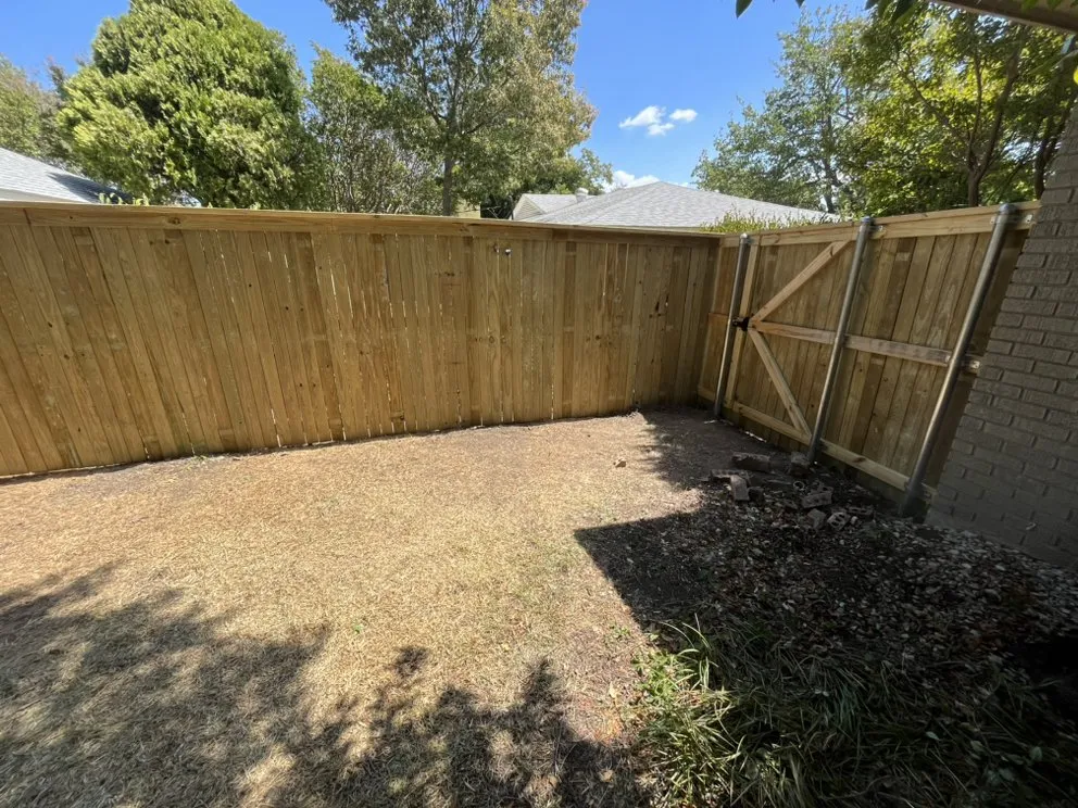 Local yard cleanup service in Benbrook, TX - Lincecum Decks & More