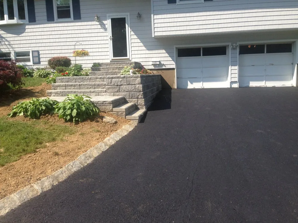 Expert landscape design for residential properties across Chicago, IL - Lincoln Asphalt & Masonry