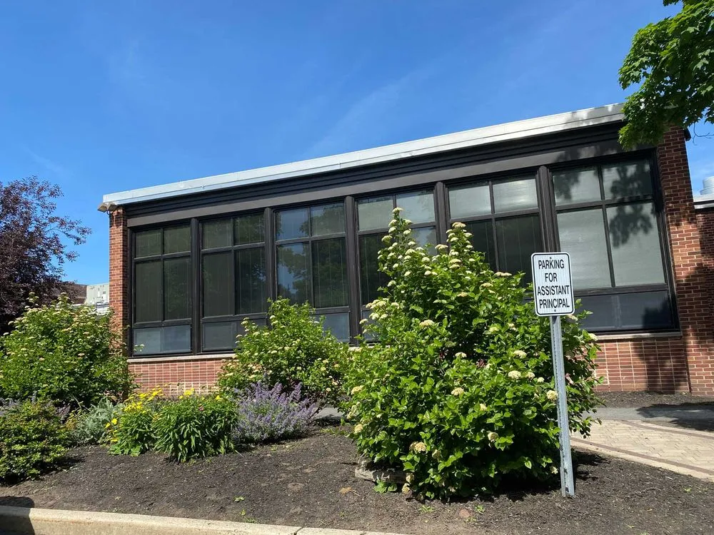 Expert garden landscaping experts serving Franklin Lakes, NJ - Lincoln Landscaping - The Natural Choice