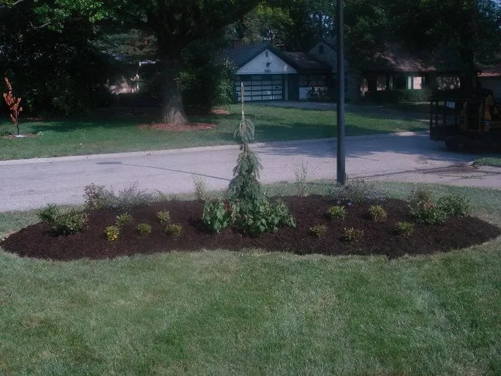 Reliable lawn mowing service with custom design across Lincoln, NE - Lincoln Landscaping