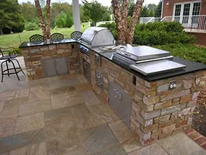 Local outdoor landscaping experts serving Lincoln, NE - Lincoln Outdoor Living