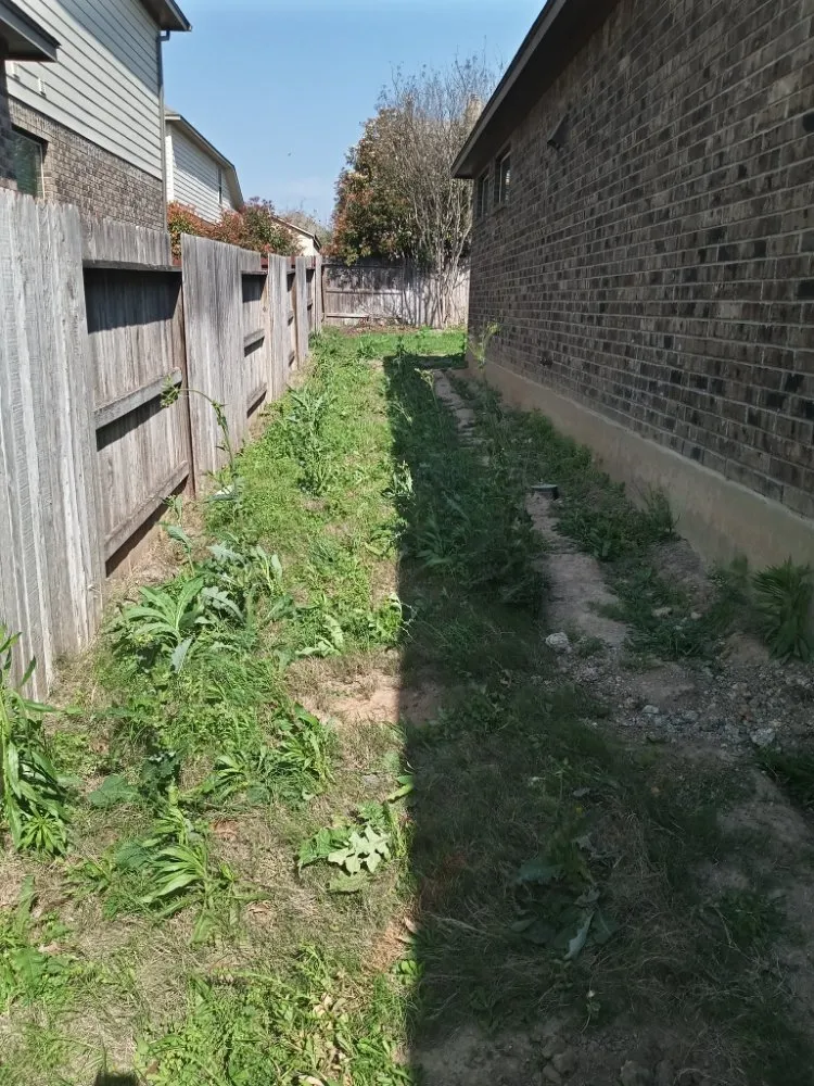 Custom lawn care service for outdoor upgrades across New Braunfels, TX - Linda's Mowing & Hauling