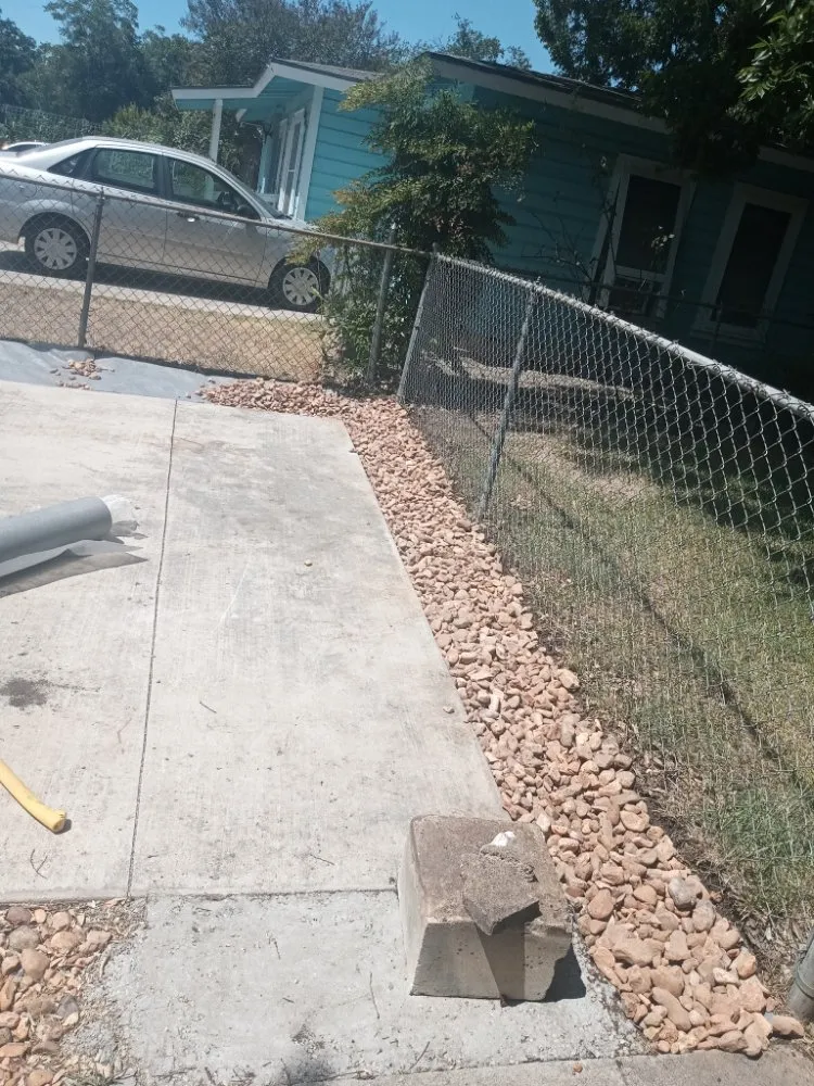 Affordable residential landscaping in New Braunfels, TX by Linda's Mowing & Hauling