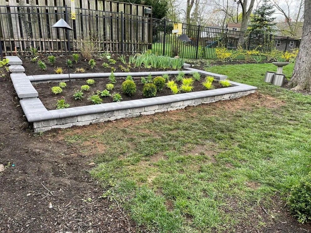 Trusted landscape design for year-round maintenance in West Chicago, IL by Linda’s sun