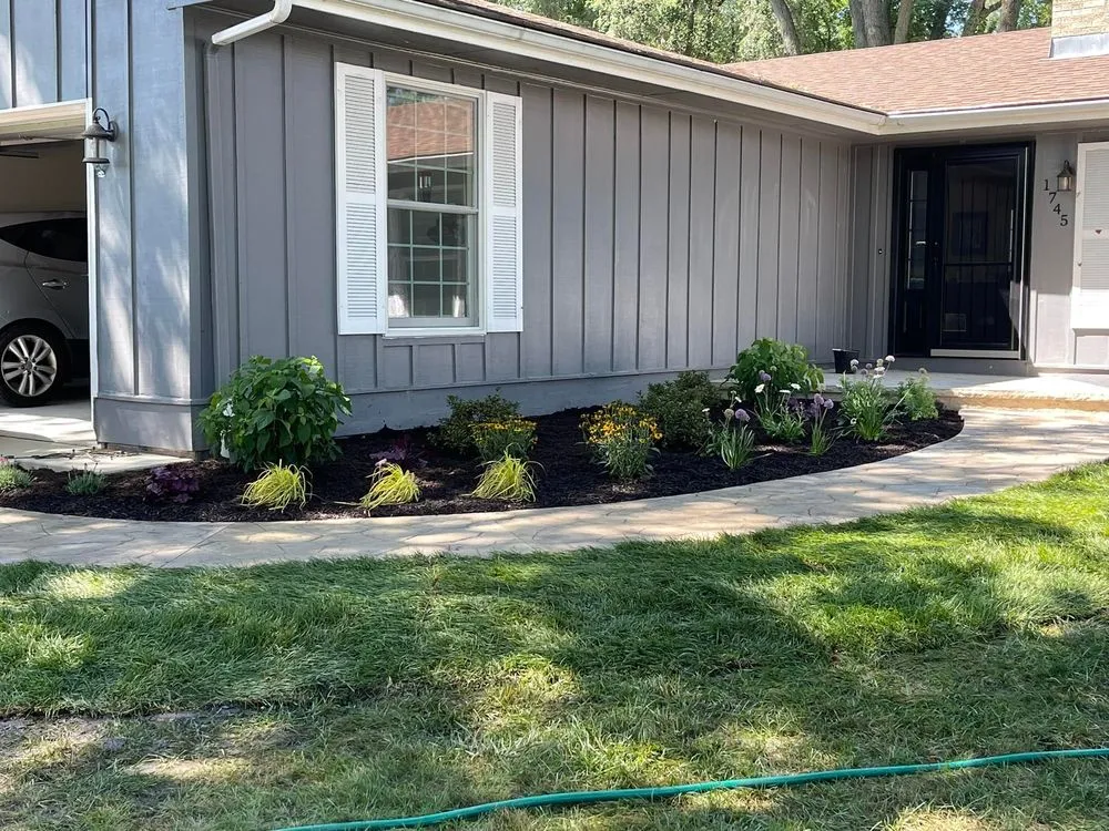 Local outdoor landscaping with custom design in West Chicago, IL by Linda’s sun