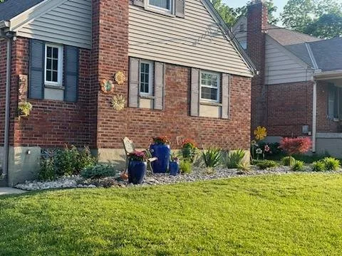 Local landscaping services in Cincinnati, OH - Linde Landscape
