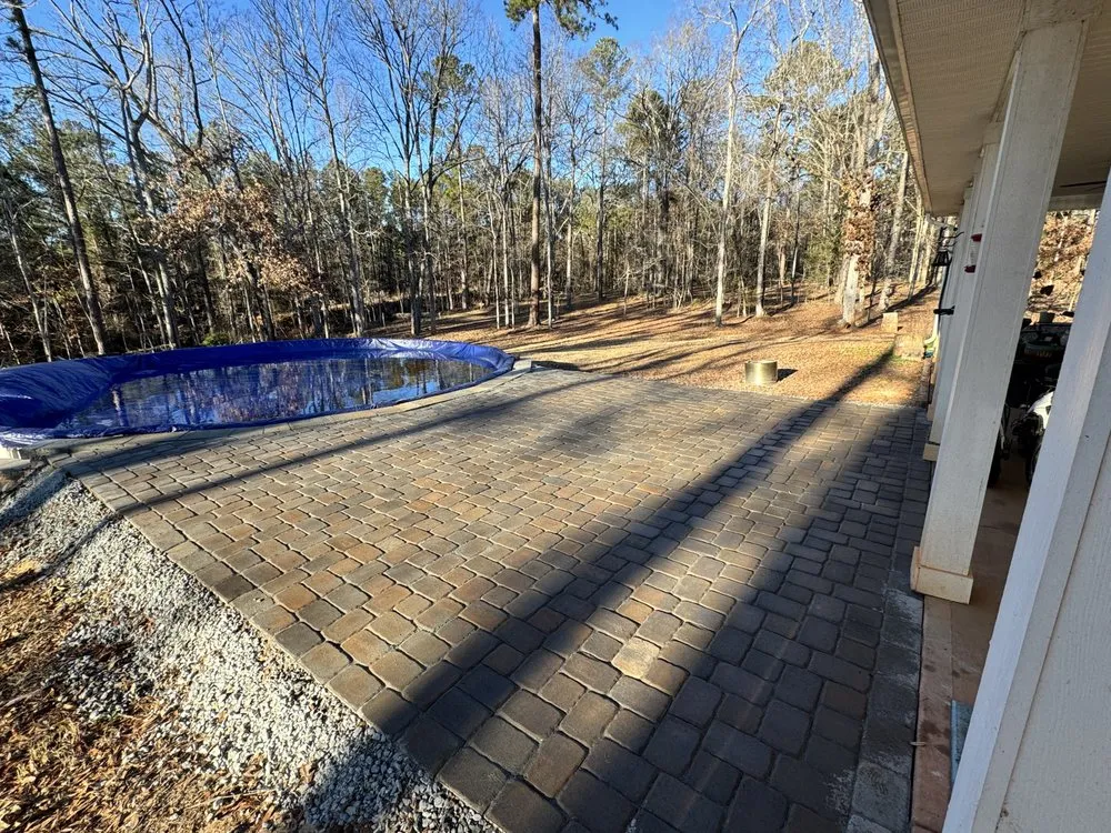 Expert outdoor landscaping in Greenwood, SC - Lindleys Lawn and Landscape