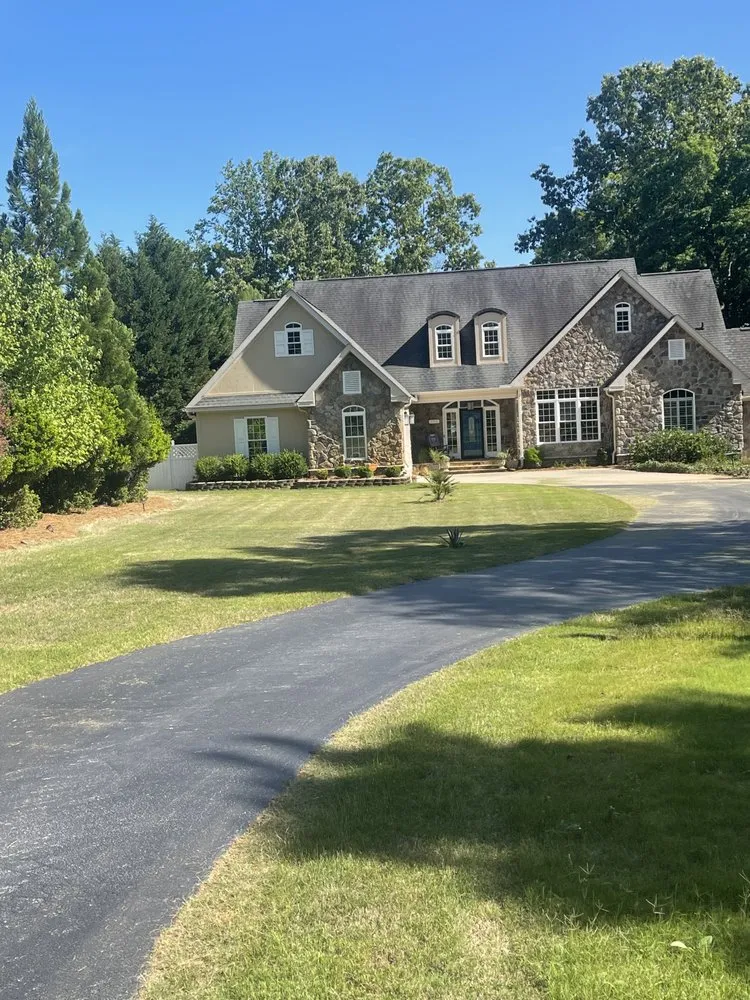 Affordable landscaping services in Greenwood, SC - Lindleys Lawn and Landscape