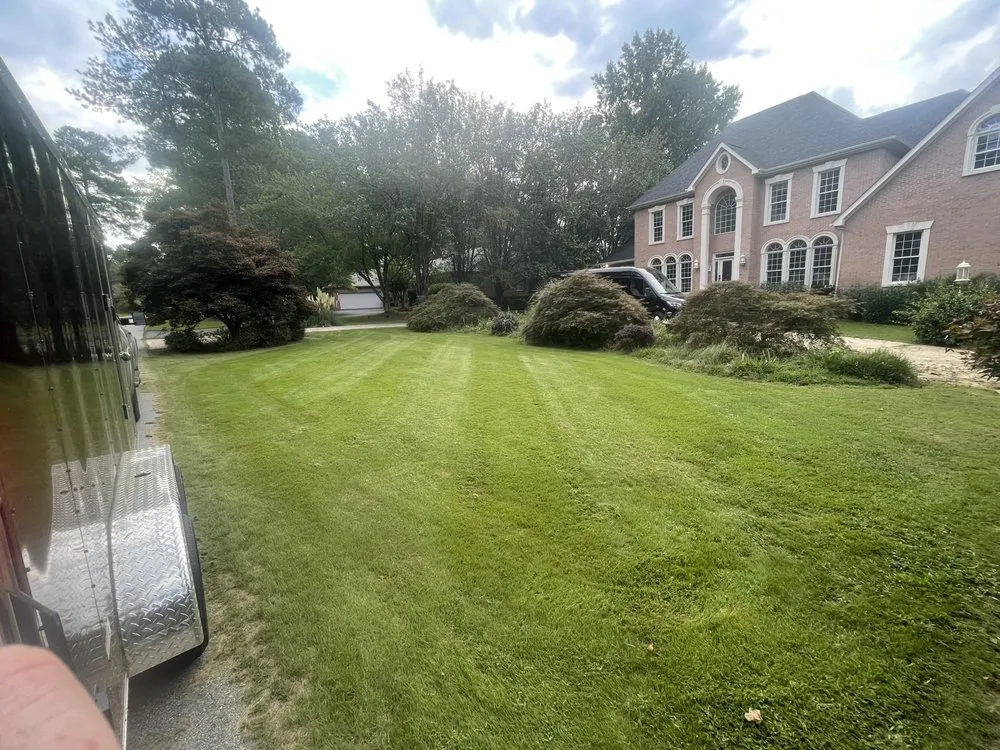 Professional yard cleanup service experts serving Greenwood, SC - Lindleys Lawn and Landscape