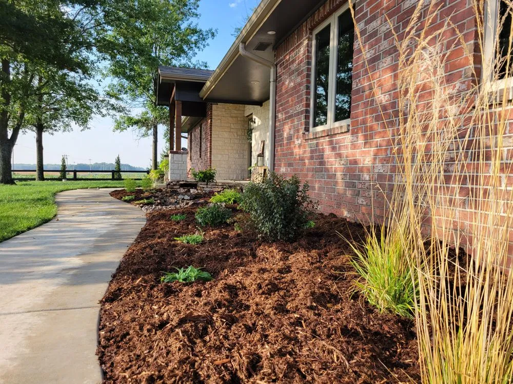 Top-rated landscaping services for homes across Valley Center, KS - Lindsay & Co. Landscaping
