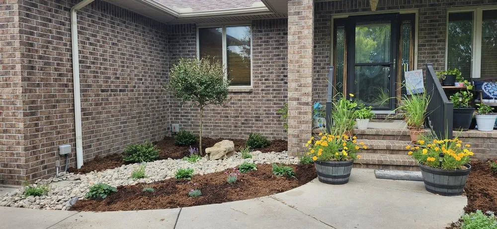 Local residential landscaping in Valley Center, KS by Lindsay & Co. Landscaping
