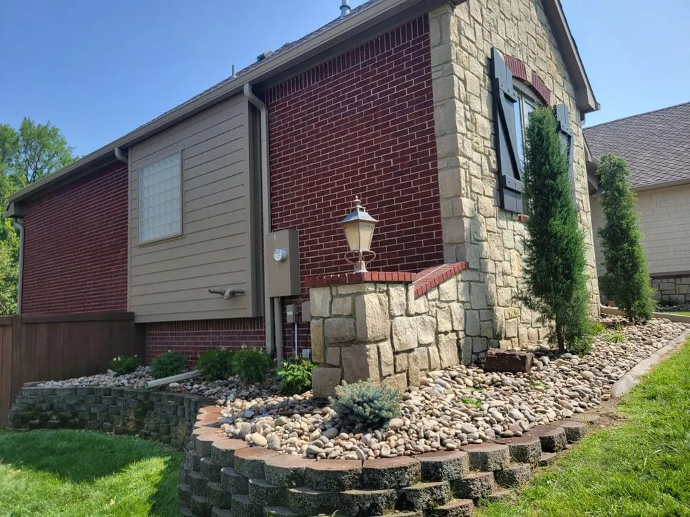 Reliable landscape design for beautiful yards across Valley Center, KS - Lindsay & Co. Landscaping