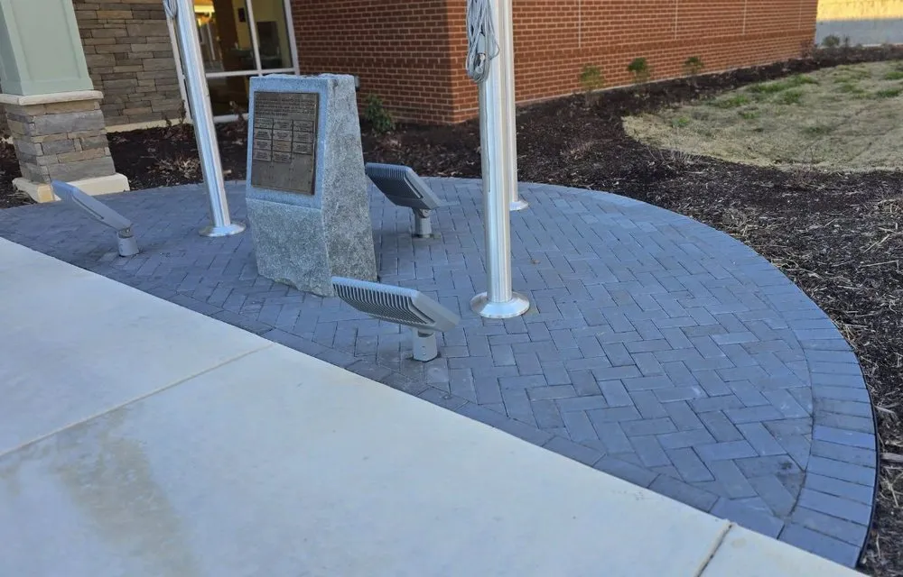 Reliable yard cleanup service in Raleigh, NC - Lindsay Lawn And Landscaping