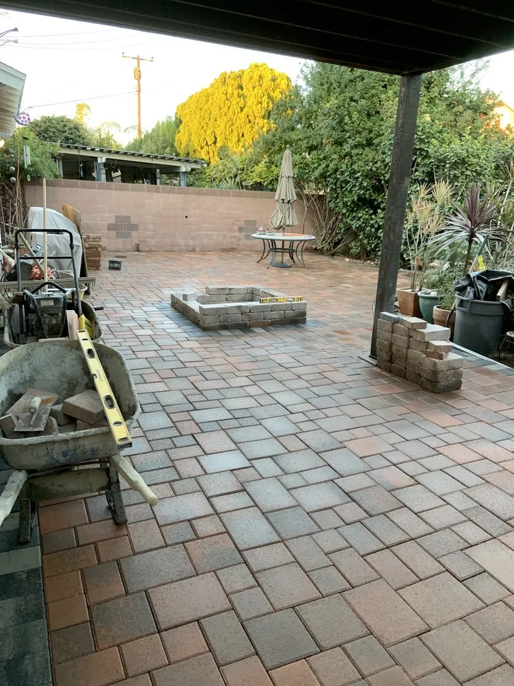 Local yard cleanup service in Van Nuys, CA - Line of Art Construction