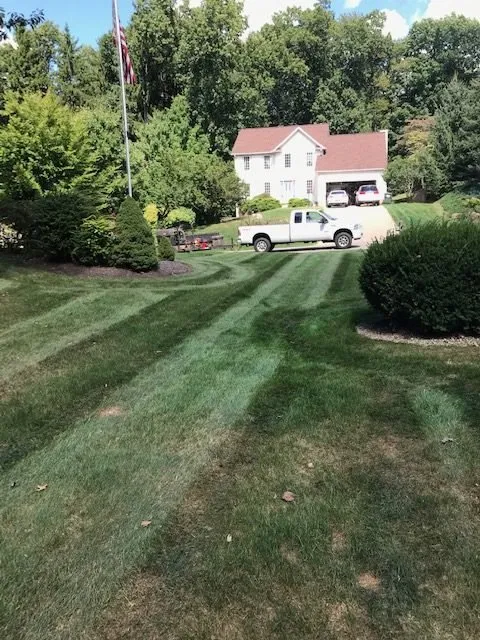 Professional lawn care service in Massillon, OH - Line Up Lawn Care