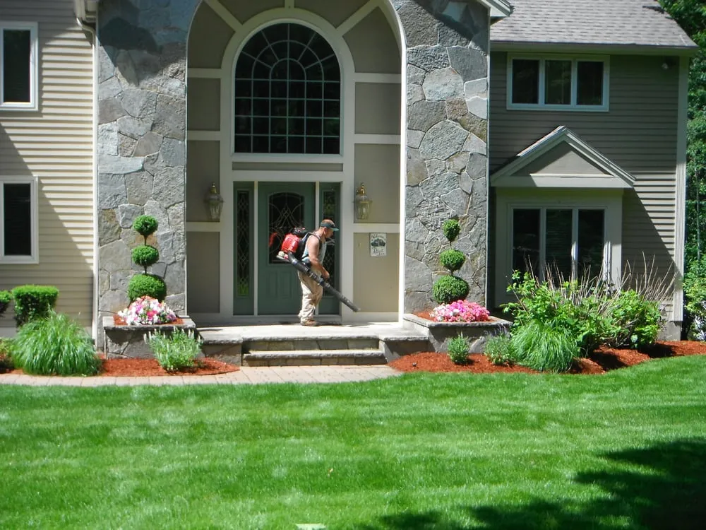 Reliable garden landscaping near you across Salem, NH - Linehan Landscaping & Property Maintenance