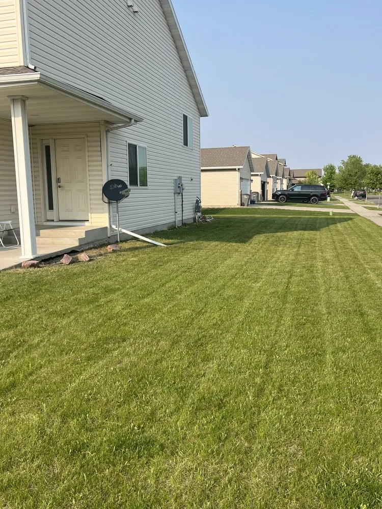 Professional residential landscaping in Fargo, ND - Lines 4 Less