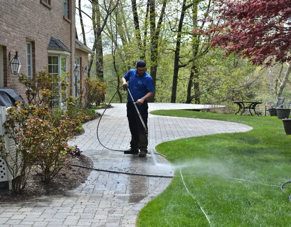 Trusted outdoor landscaping for beautiful yards across Chalfont, PA - Lingo Group