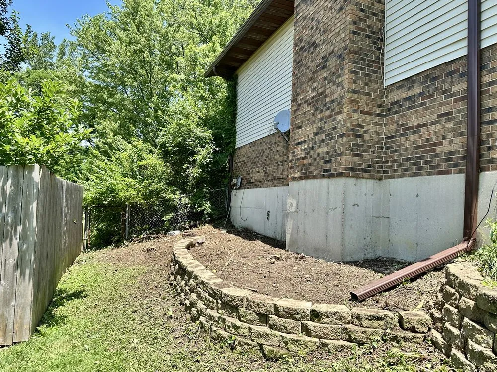 Expert lawn mowing service experts serving Hamilton, OH - Linir Landscaping