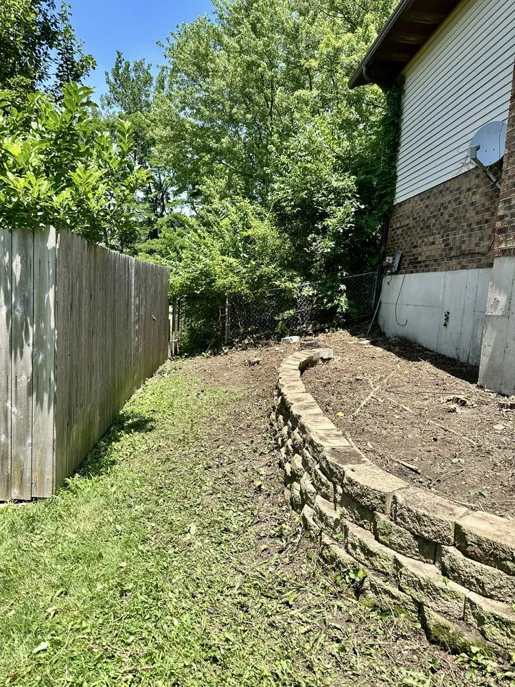 Local landscape installation for year-round maintenance in Hamilton, OH by Linir Landscaping