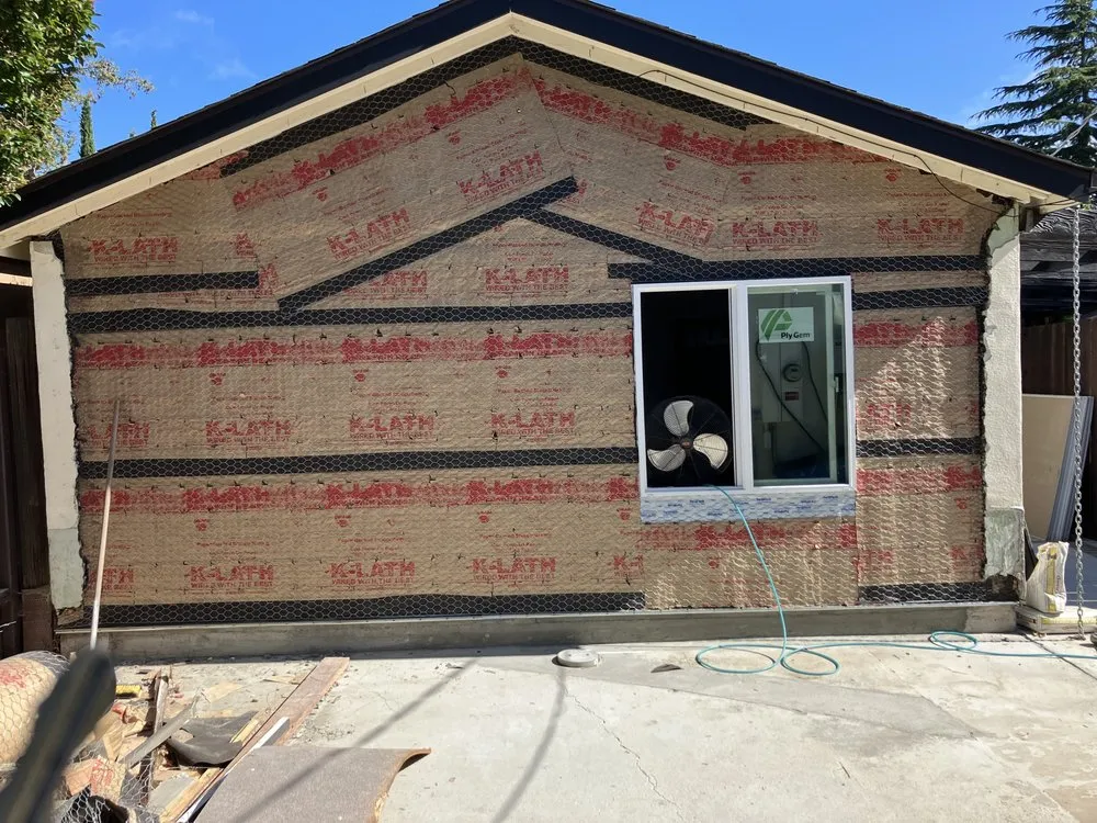 Reliable lawn mowing service for residential properties across Palo Alto, CA - Link Corporation