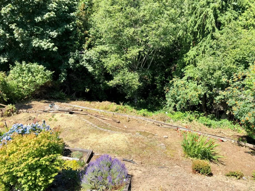 Local landscape design for homes in Marysville, WA by Lino's Landscapes