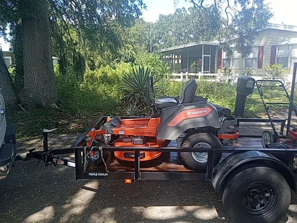 Reliable residential landscaping with custom design in Lakeland, FL by Lino's Lawn Mowing