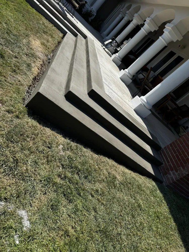 Reliable residential landscaping for year-round maintenance across Sunrise Manor, NV - Linos Lawn Services