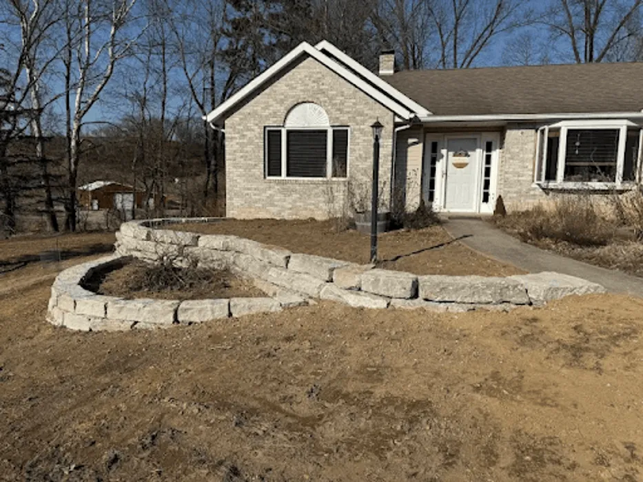 Custom garden landscaping with custom design in Newark, OH by Lintz Land Design
