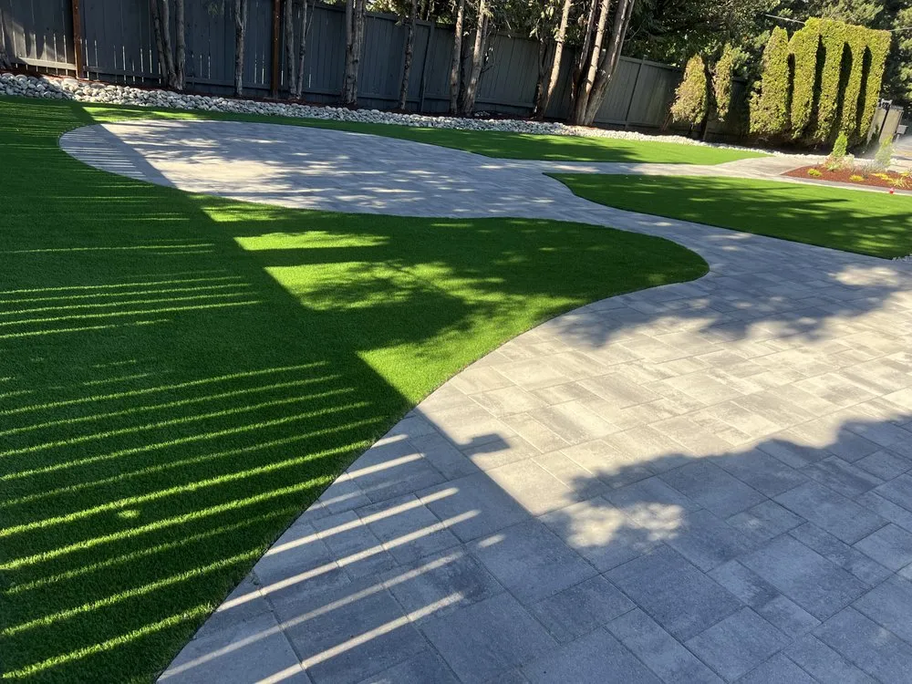 Affordable yard cleanup service with custom design across Seattle, WA - Lio landscaping