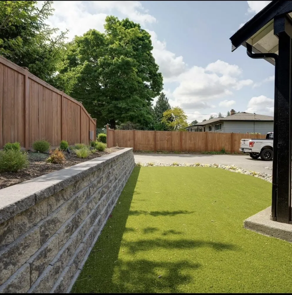 Trusted yard maintenance near you in Seattle, WA by Lio landscaping