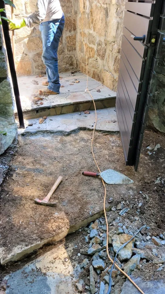 Local landscape installation in Woodstock, GA by Lion Hardscapes