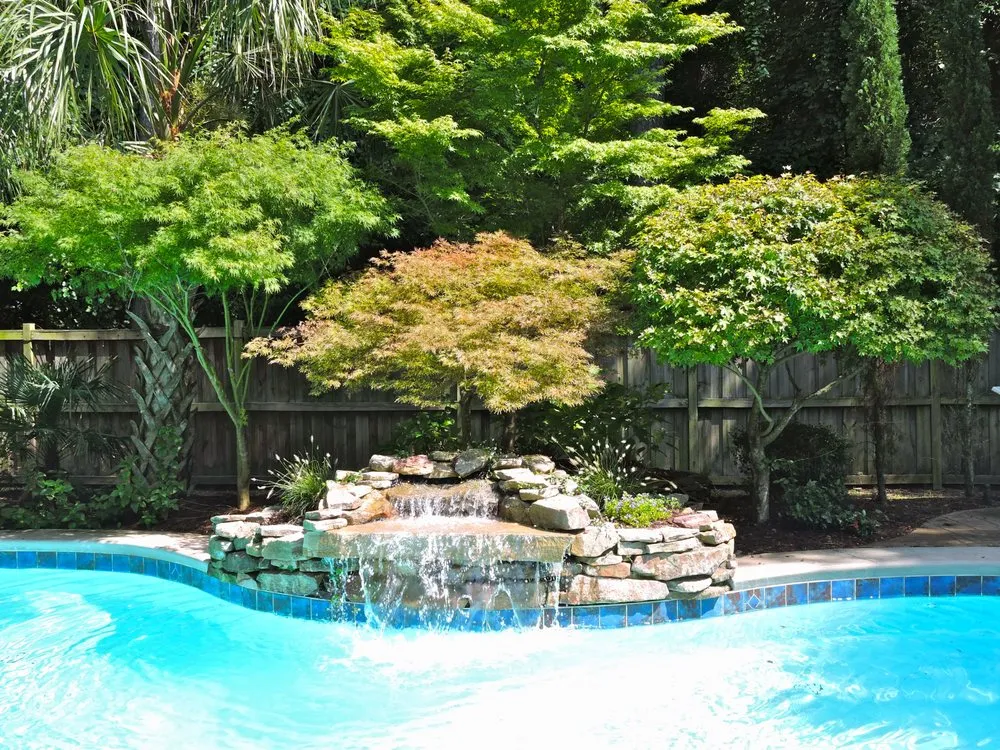 Affordable residential landscaping experts serving Leland, NC - Lion In The Grass