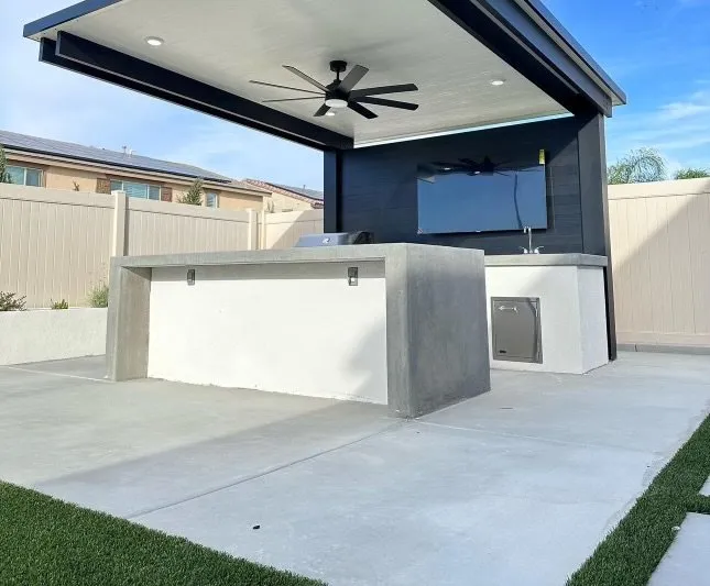 Affordable landscaping services for year-round maintenance in Los Angeles, CA by Lion Landscape