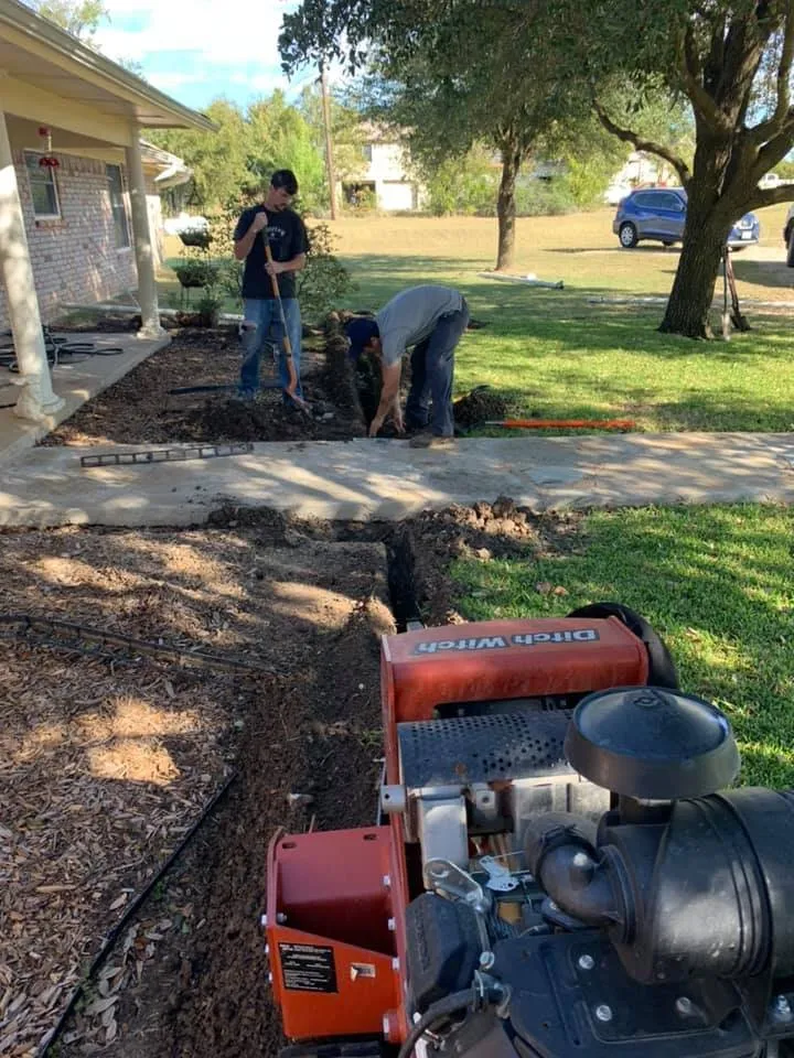 Expert residential landscaping in Azle, TX - Lion Landscapes And Pools