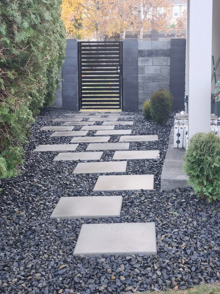 Professional garden landscaping experts serving Kennewick, WA - Lion Landscaping & Maintenance