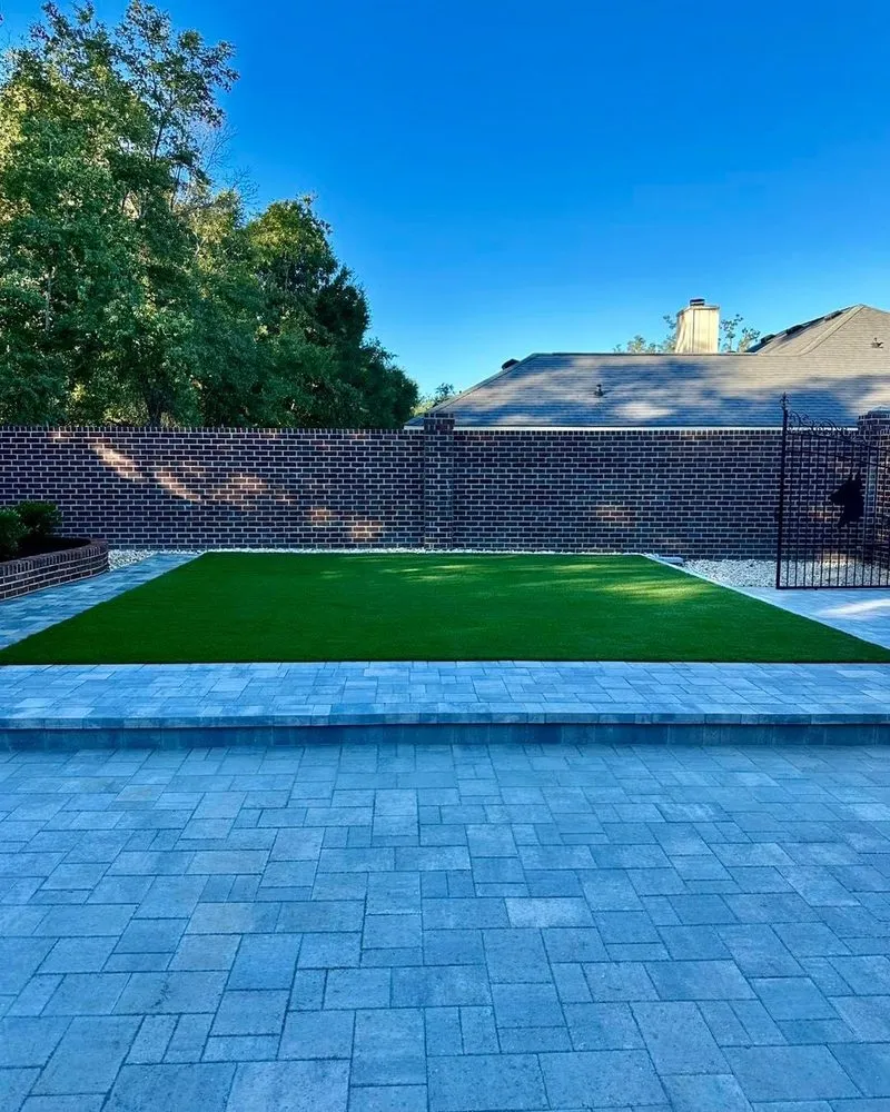 Trusted yard maintenance for year-round maintenance in Mobile, AL by Lions Business Pro