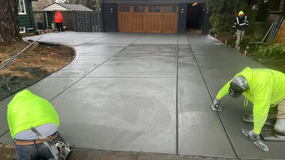 Top-rated landscape installation in Lakewood, WA by Lions Concrete & Landscape