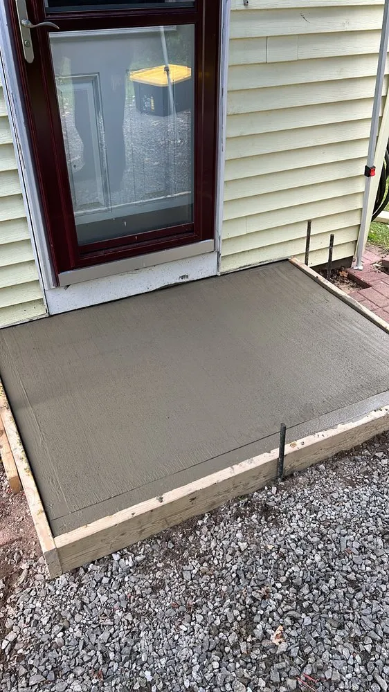 Top-rated lawn care service in Churchville, NY - Lions Den Landscaping & Maintenance