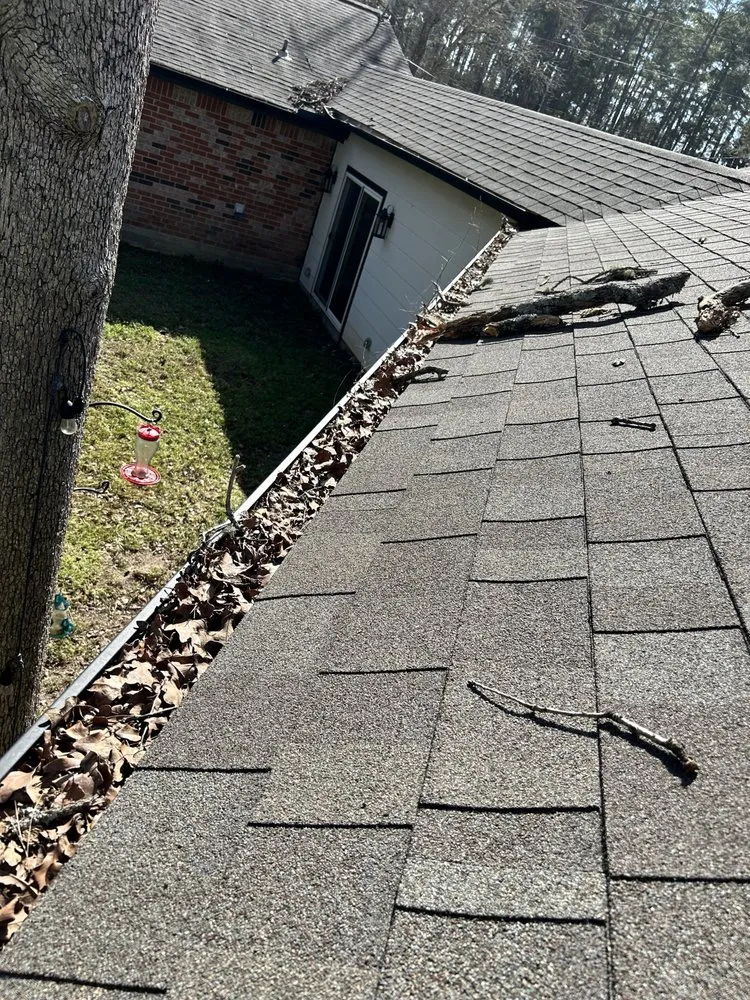 Top-rated outdoor landscaping in Montgomery, TX by Lions Den Repairs