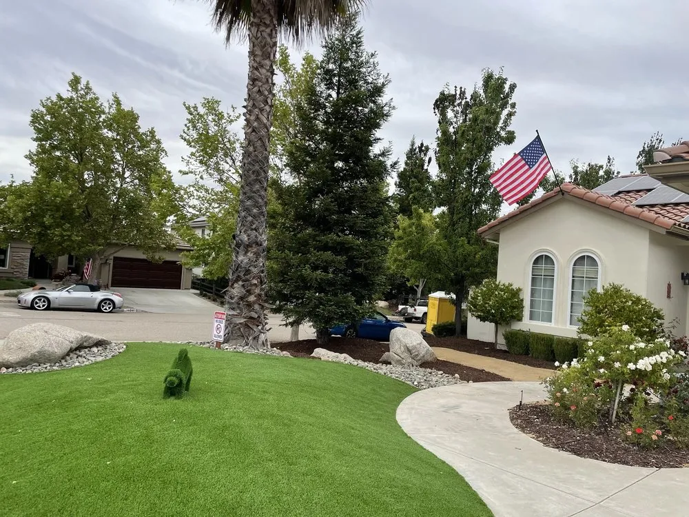 Custom residential landscaping experts serving Paso Robles, CA - Lion's Landscaping