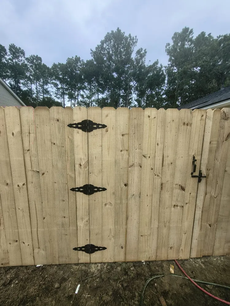 Local outdoor landscaping experts serving Summerville, SC - Lions Lawn Care Services