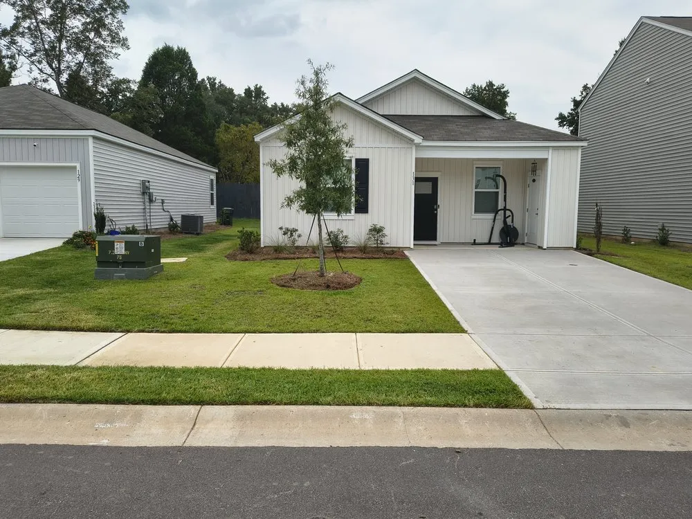 Top-rated landscaping services near you in Summerville, SC by Lions Lawn Care Services