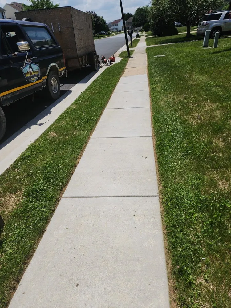 Top-rated outdoor landscaping in Harrington, DE - Lions Pride