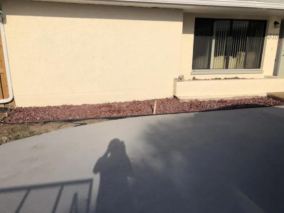 Custom yard cleanup service in Cocoa, FL - Lion's Pride Lawn Service